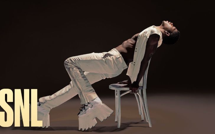 Lil Nas X Rips His Pants Onstage At Saturday Night Live Performance 